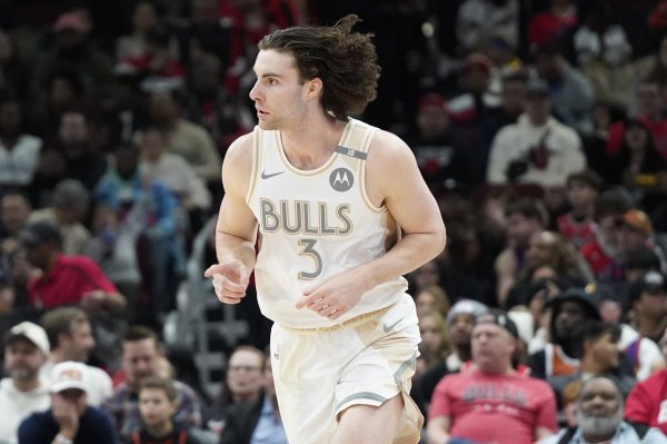 基迪获得220分96篮板100助攻全讯买球网体育信息