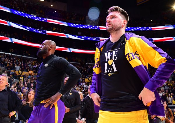 湖东说念主客场117-119不敌公牛体育集锦