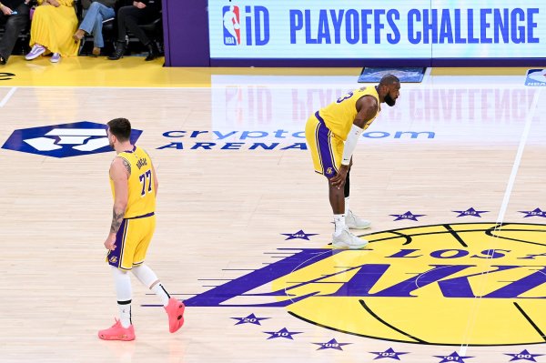 刚好实在即是一个湖东说念主的估值体育集锦