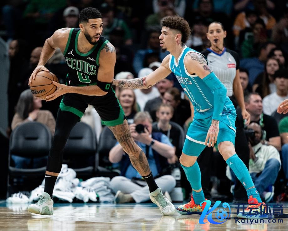 [图]鲍尔31分塔图姆34+11 黄蜂不敌凯尔特东谈主体育集锦