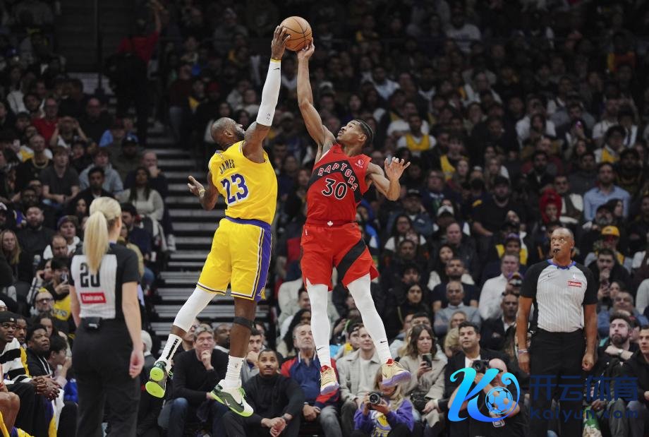 [图]浓眉38+12詹姆斯27+10 湖东说念主力克猛龙斥逐连败体育录像/图片