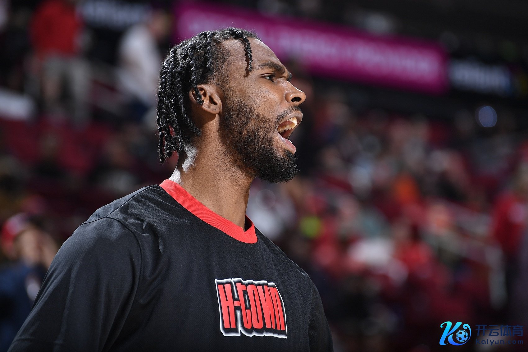 乌度卡：伊森仍有酸痛感本日连续休战 明日战丛林狼有可能复出